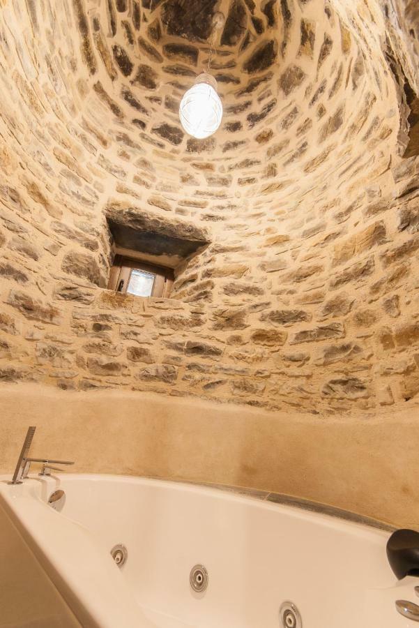 Tierrantona Casa Mur De Alujan מראה חיצוני תמונה